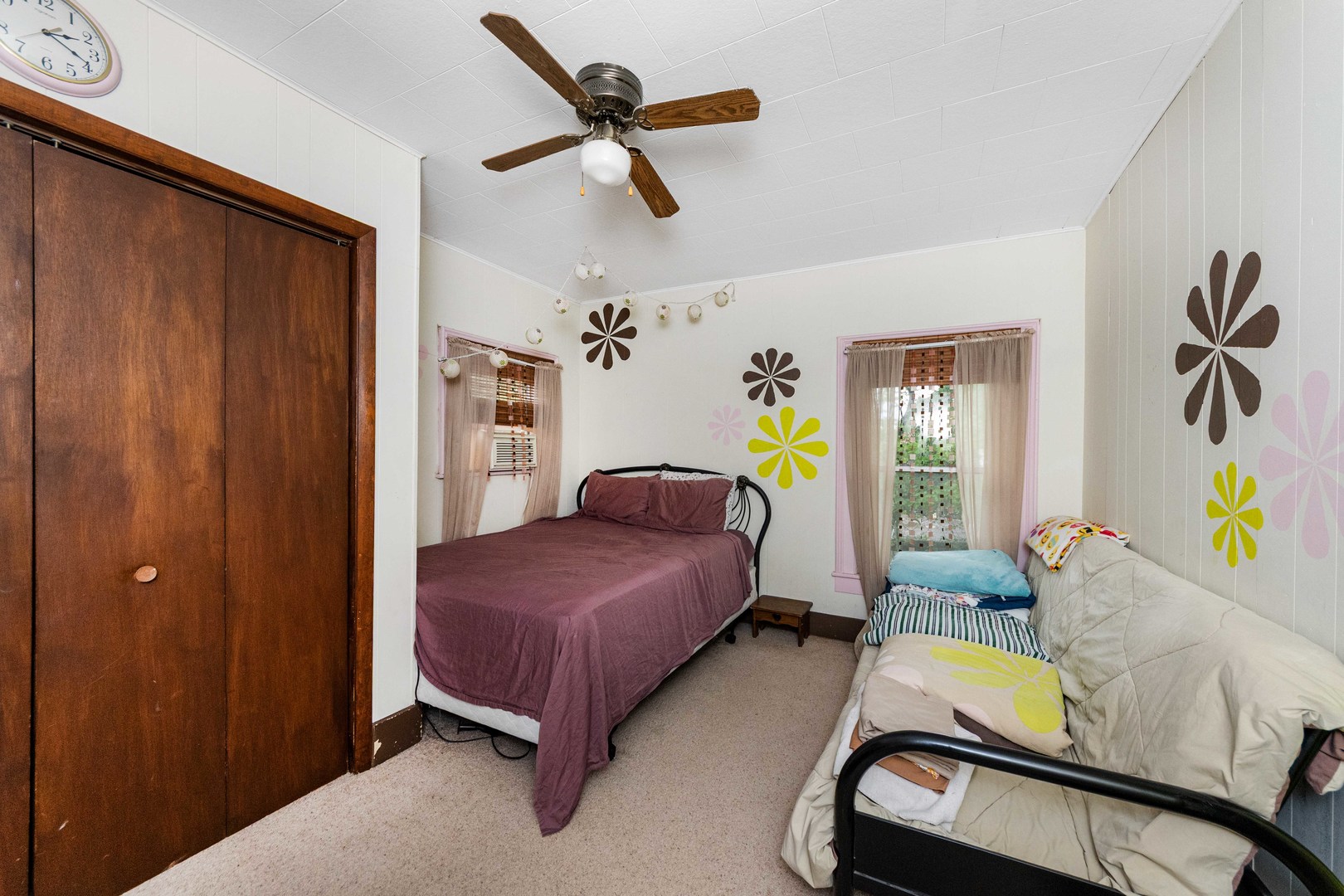 715 Locust Street Property Photo 23