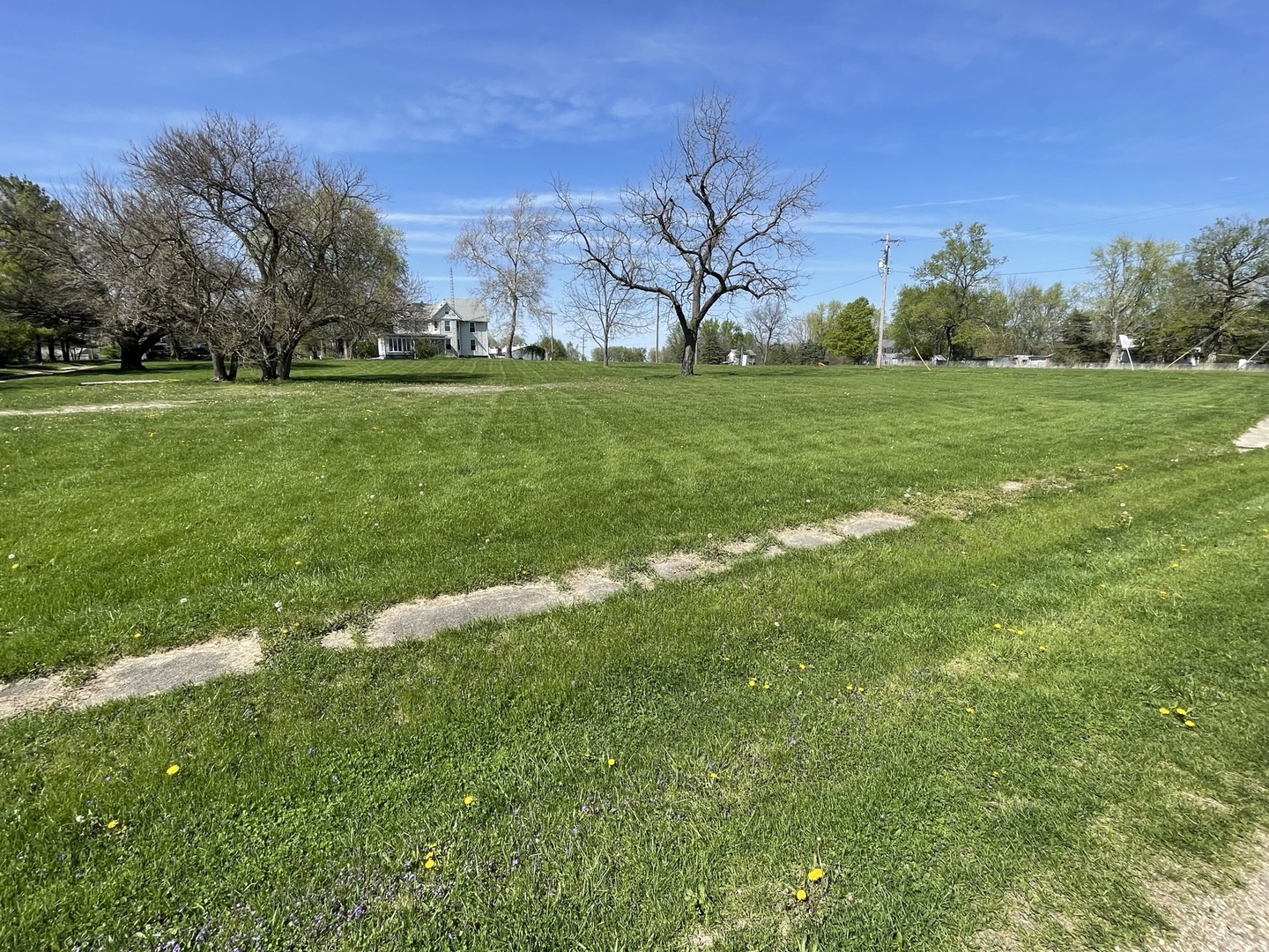 105 1st South Street Property Photo 2