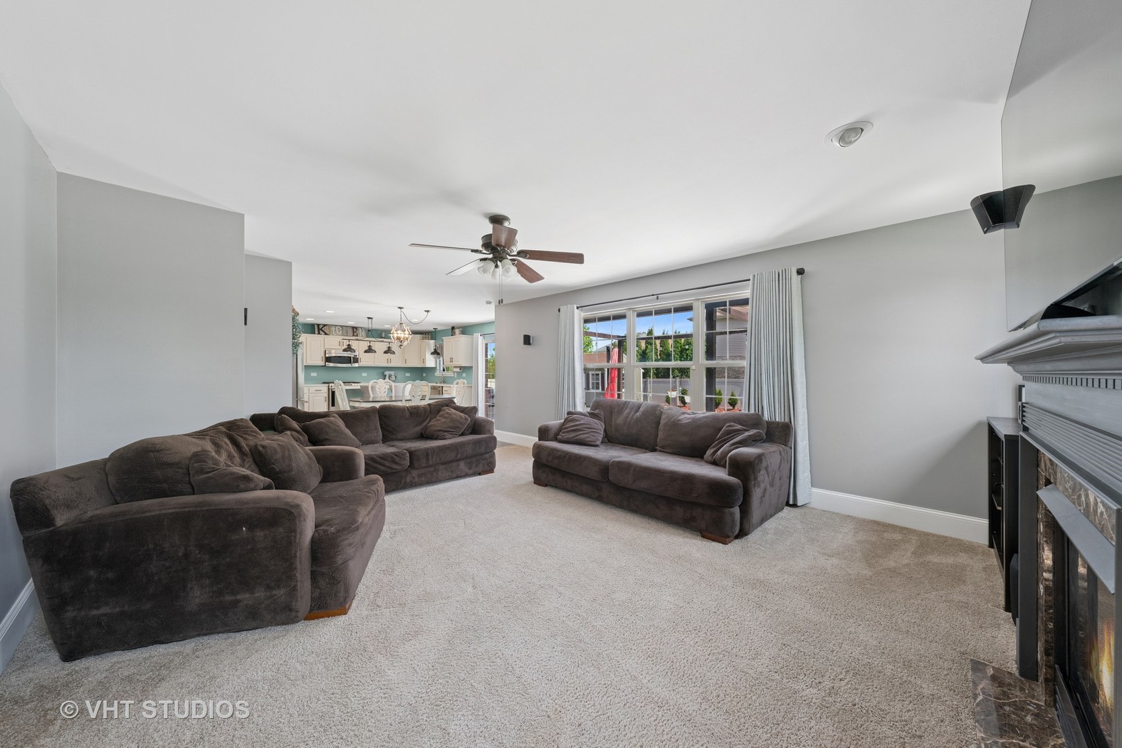24515 Echo Lane Property Photo 8