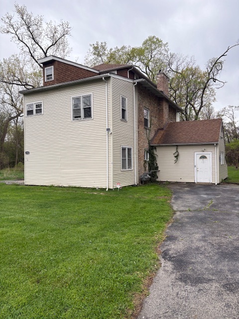 15742 Central Park Avenue Property Photo 2