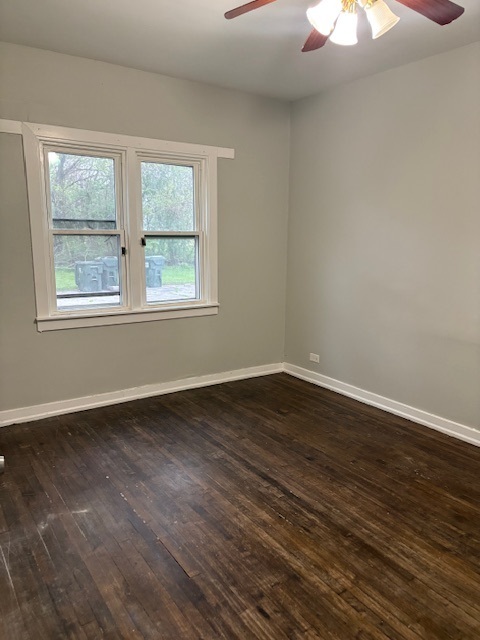 15742 Central Park Avenue Property Photo 9