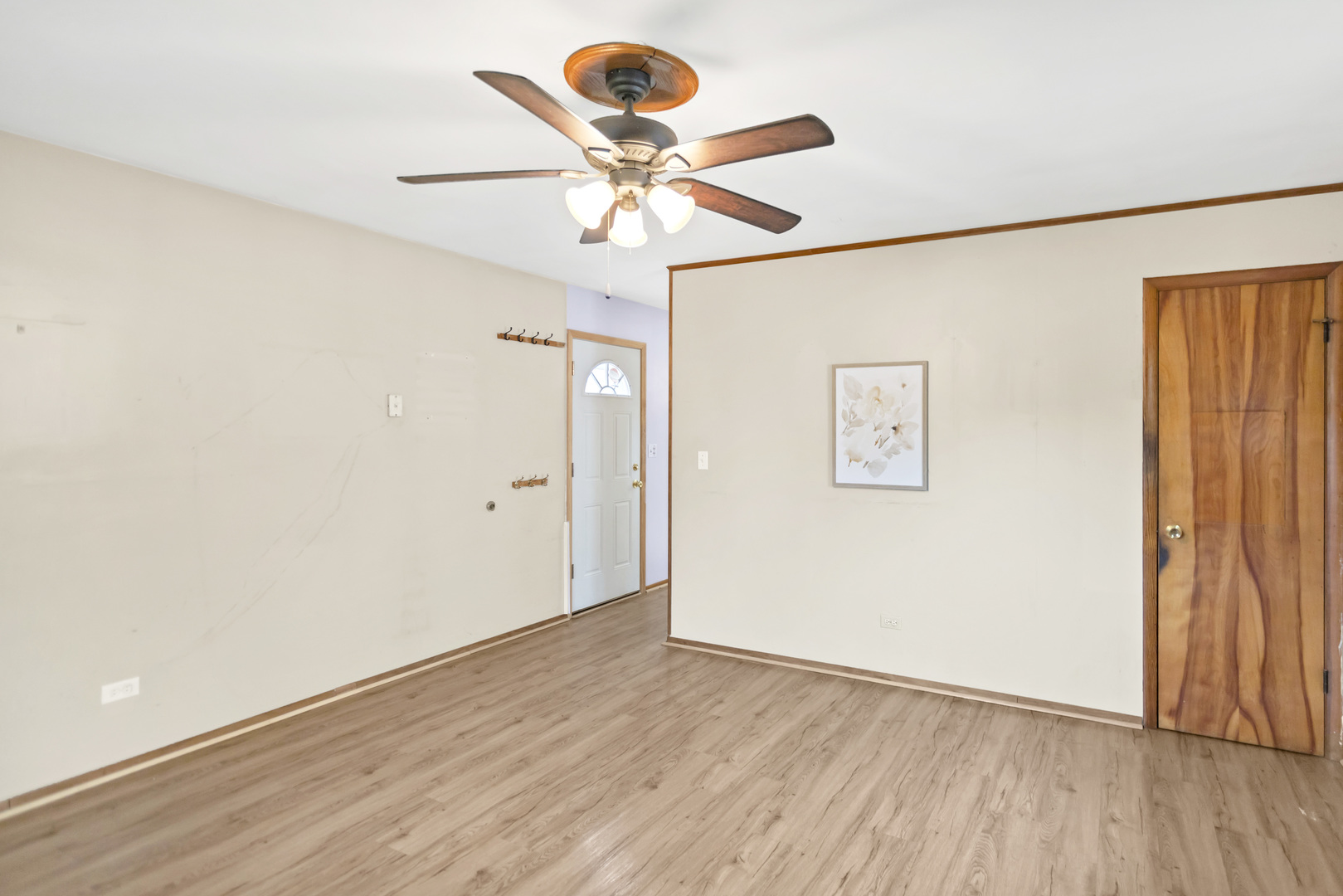 212 S Weston Ave Property Photo 8