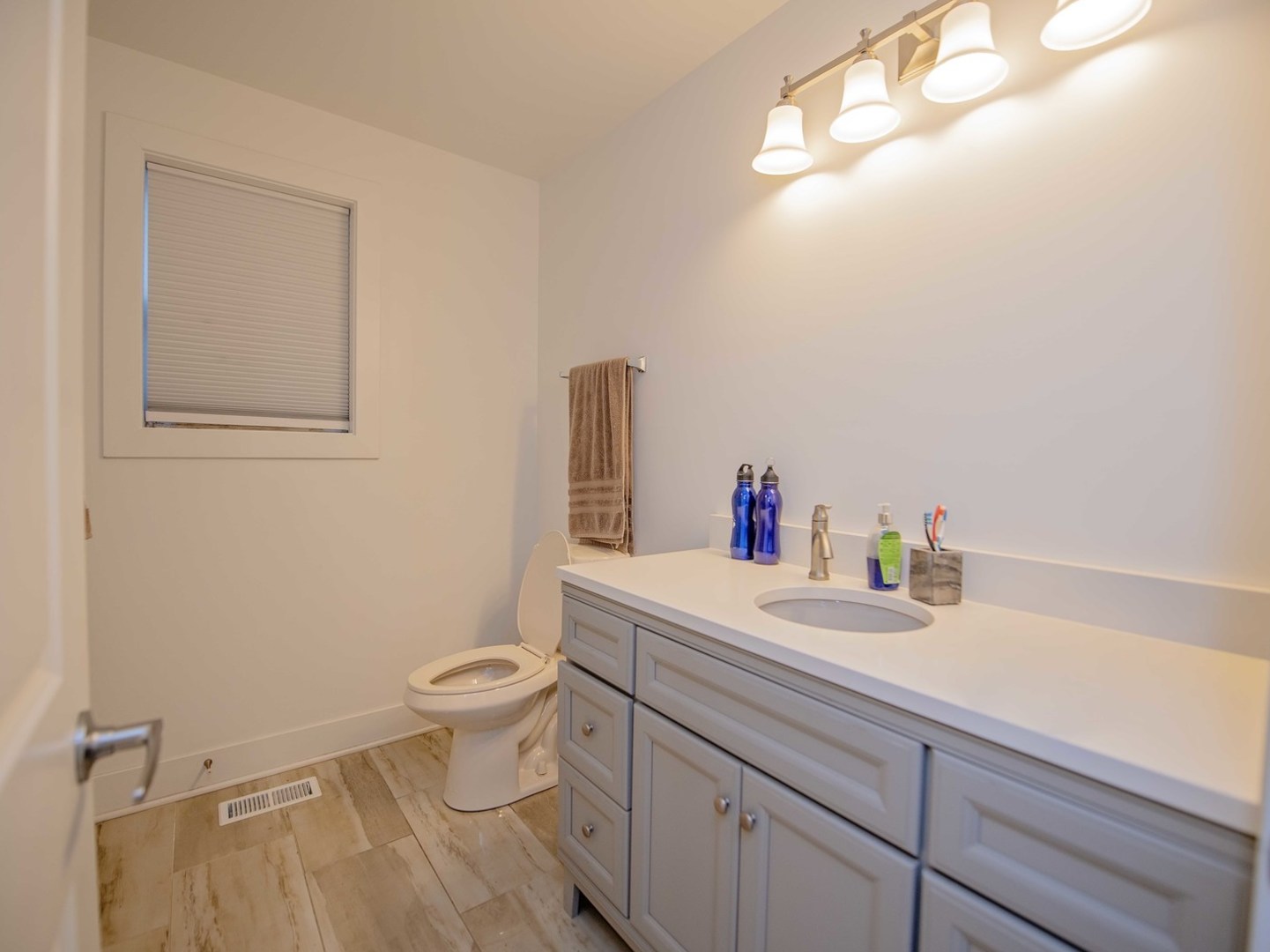 105 N 12th Avenue Property Photo 16