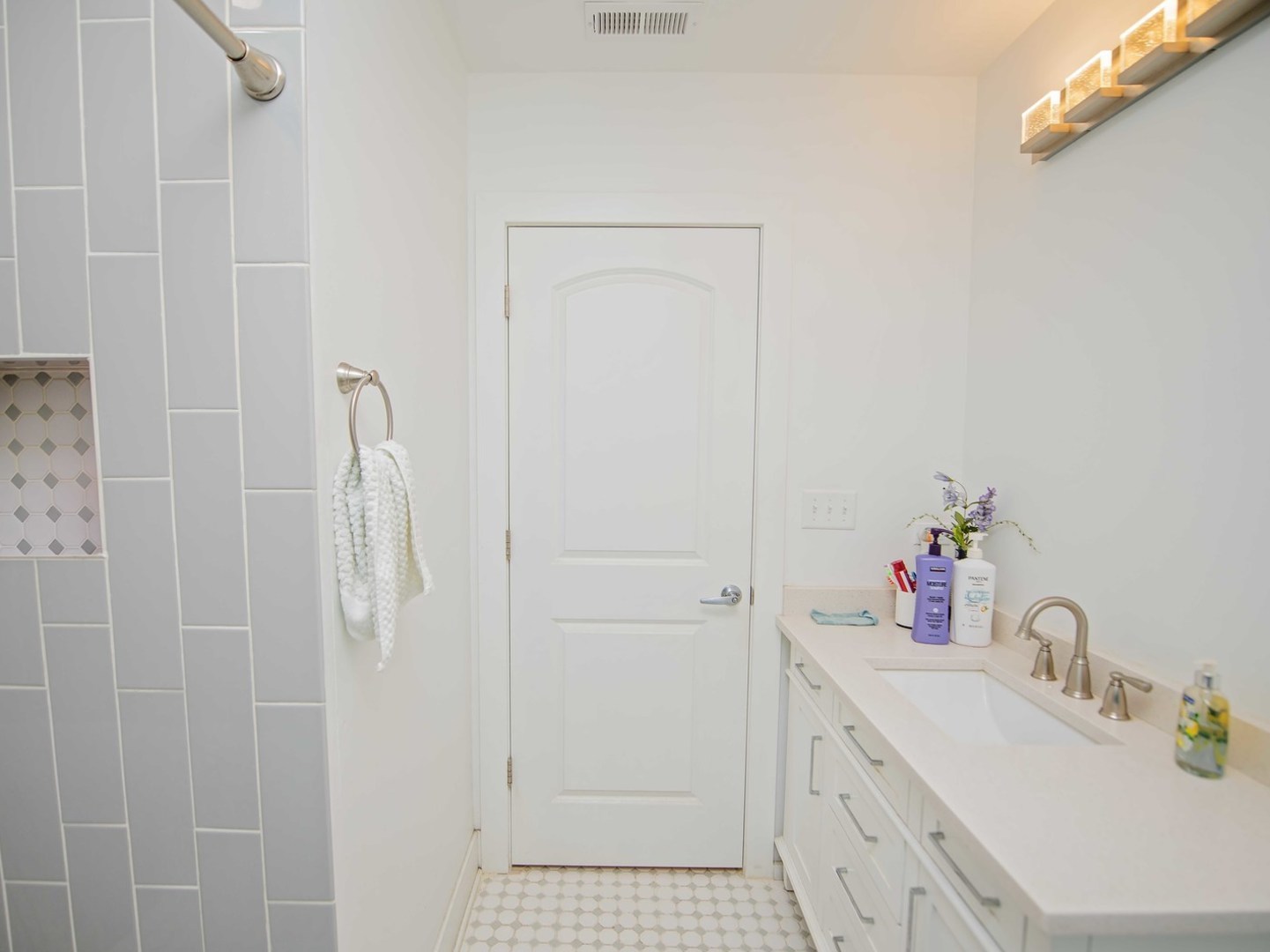 105 N 12th Avenue Property Photo 35