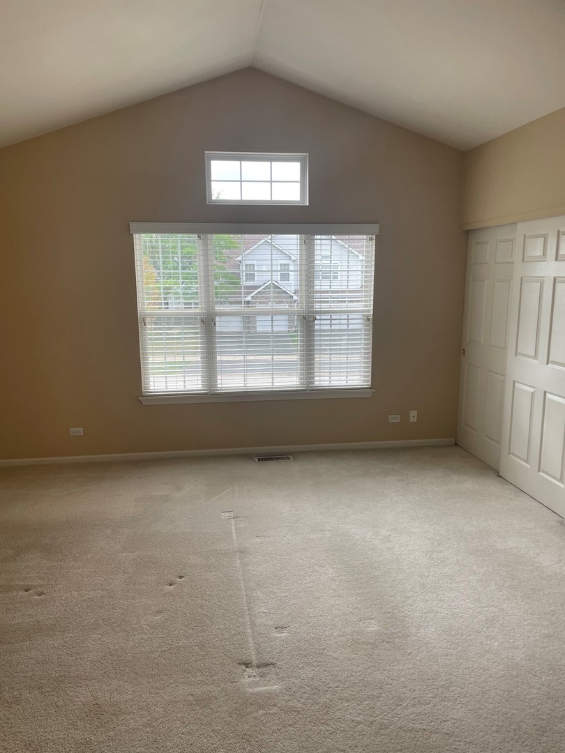 3092 Kentshire Circle Property Photo 9