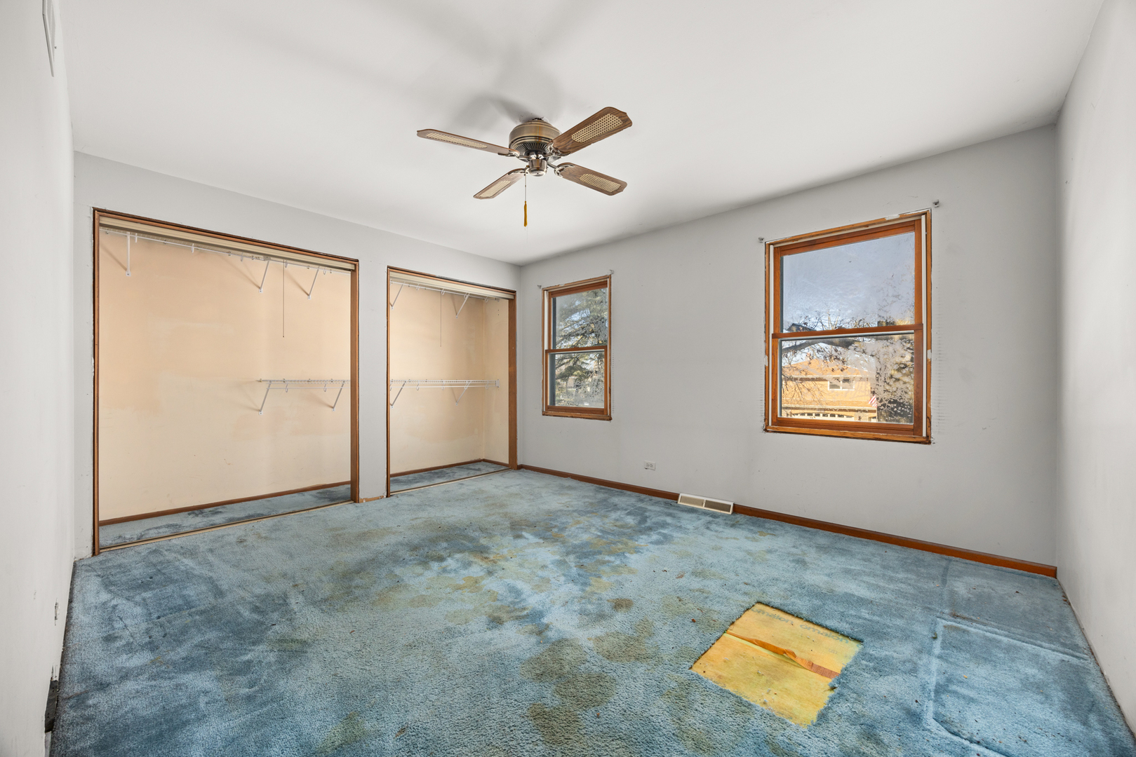 21w221 North Lane Property Photo 34