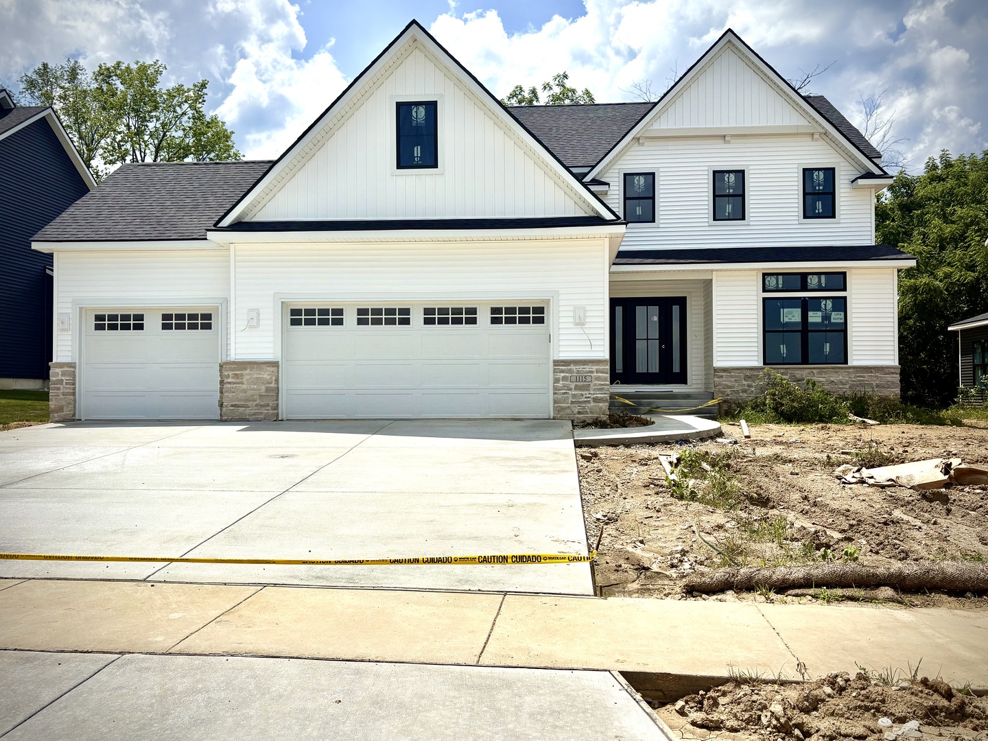 1115 Briarwood Lane Property Photo 1
