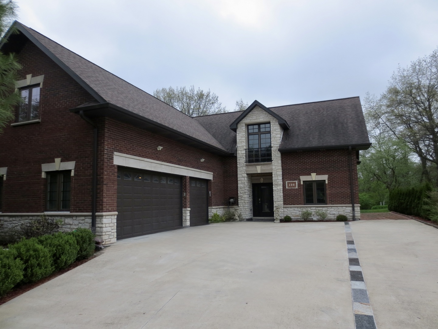 200 Griffin Place Property Photo