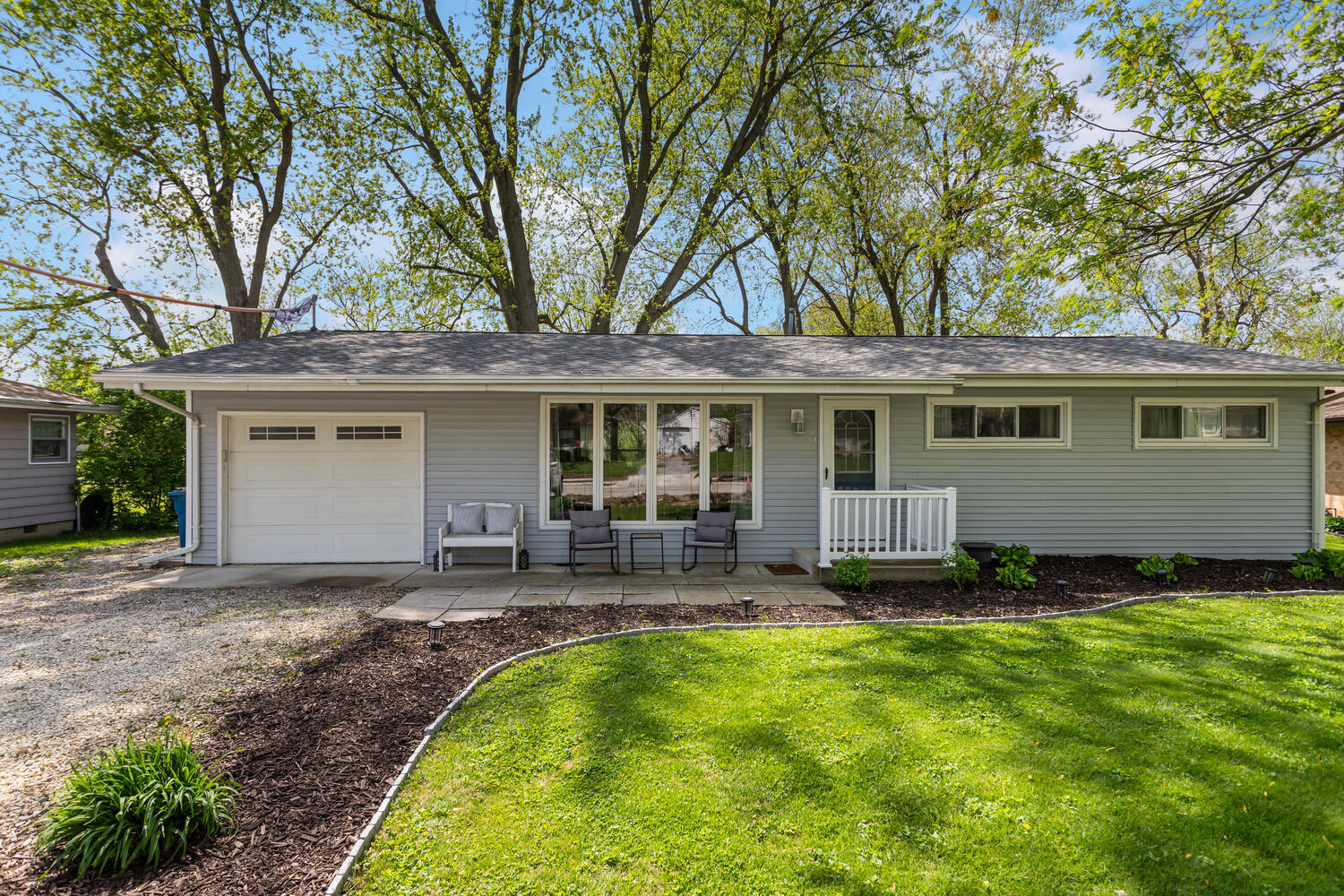 310 S Elm Street Property Photo