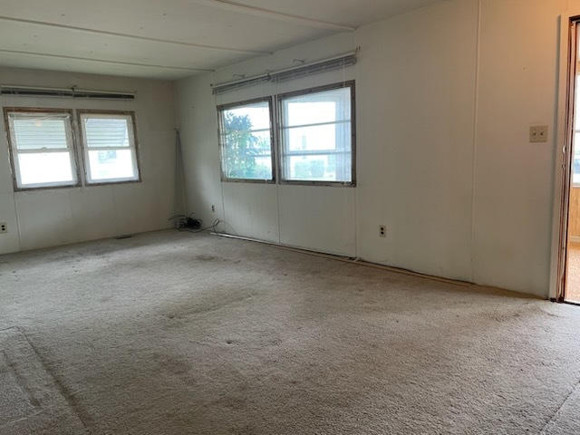 1101 Lakewood Road Property Photo 3