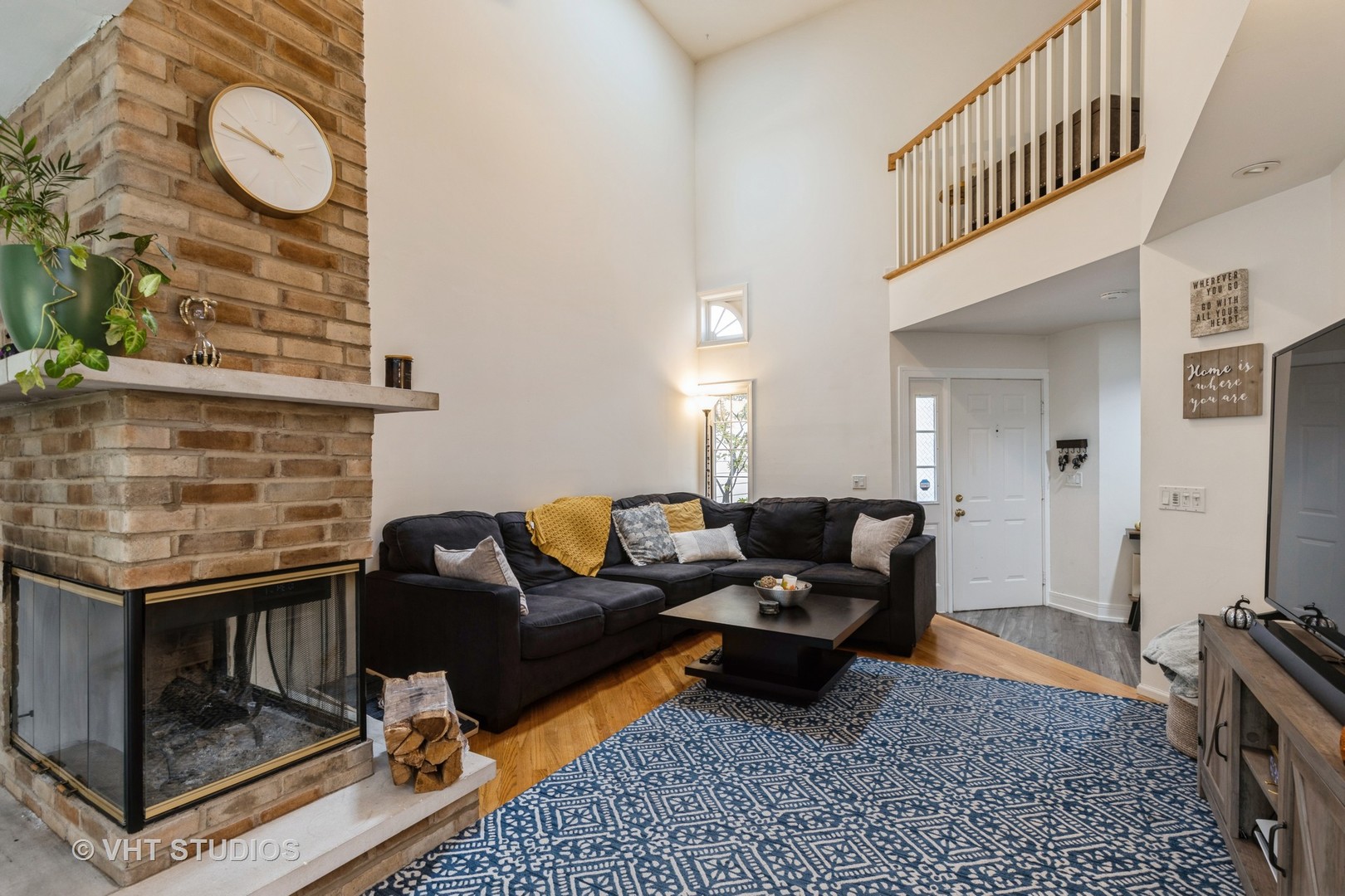 6634 W Wood River Drive Property Photo 3