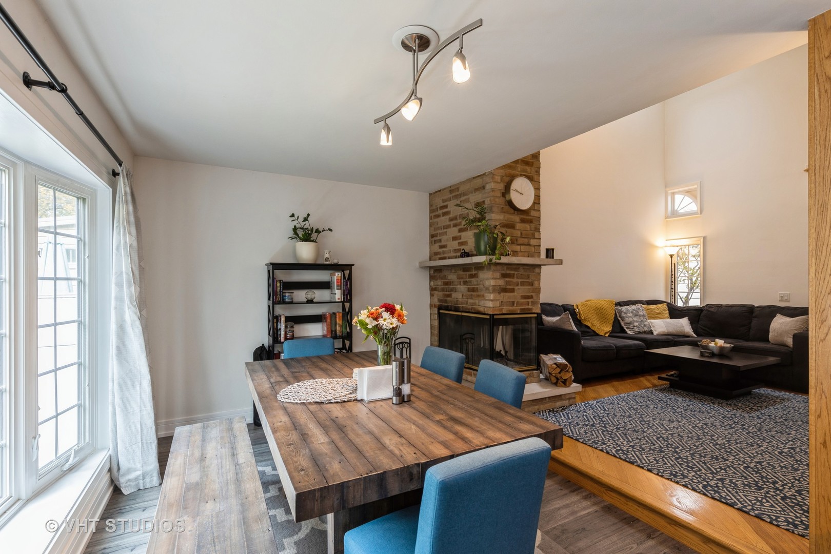 6634 W Wood River Drive Property Photo 4