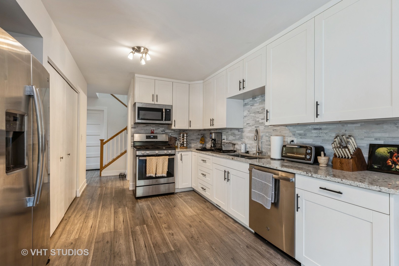 6634 W Wood River Drive Property Photo 8