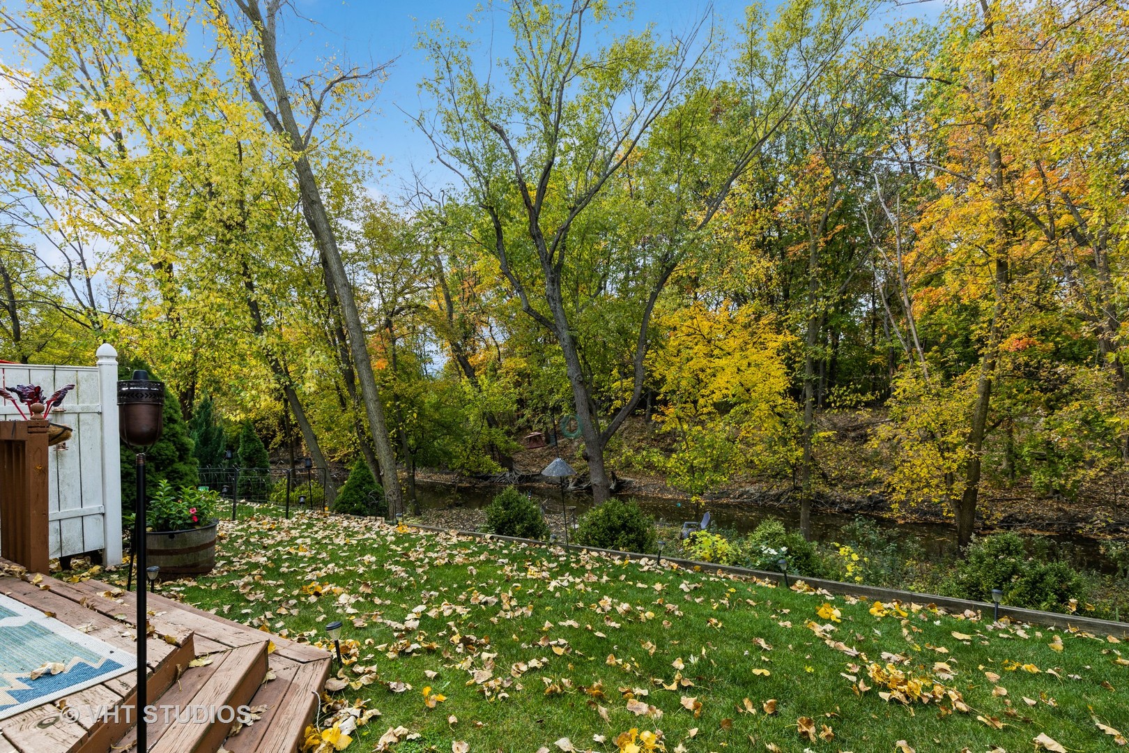6634 W Wood River Drive Property Photo 9