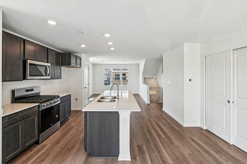 6341 Ulster Drive Property Photo 5