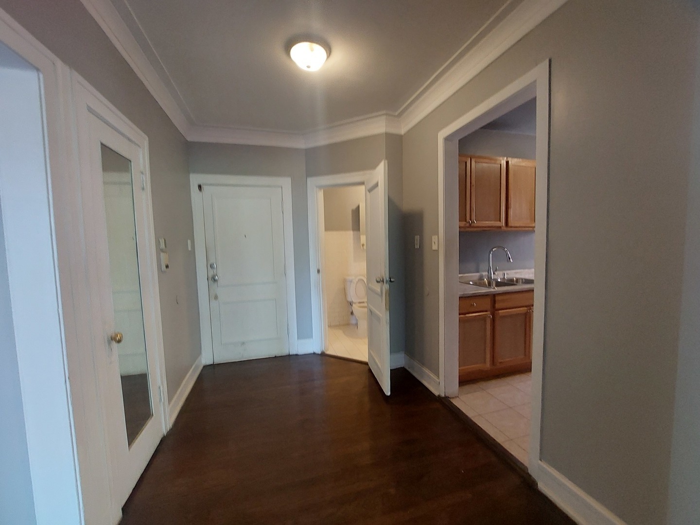 3104 W 64th Street 2 Property Photo 7