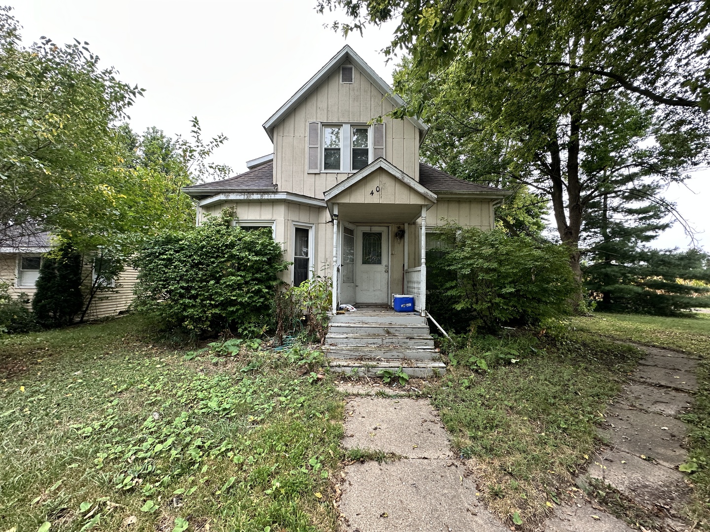 408 N WALNUT Street