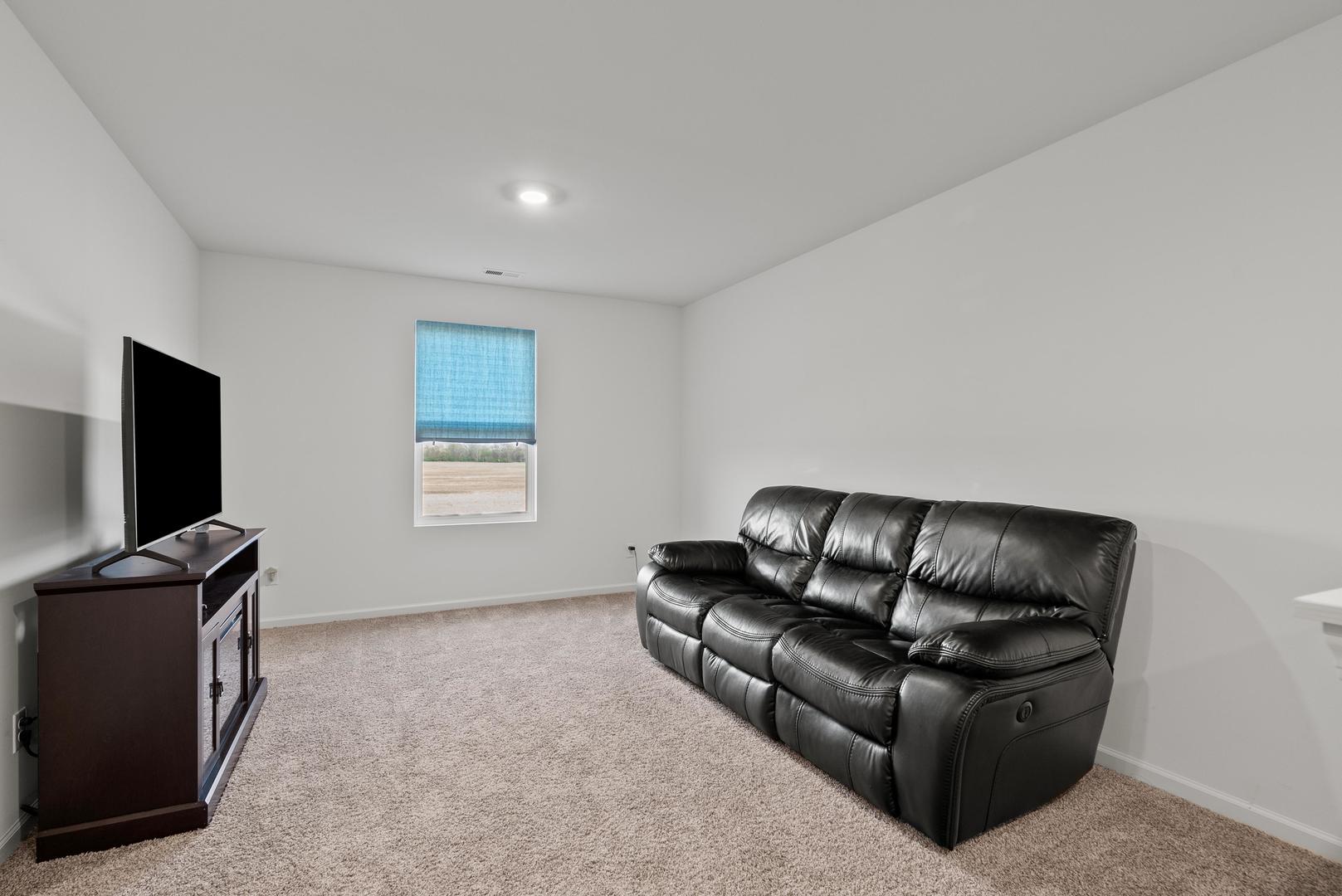 10407 Morse Pl Property Photo 14