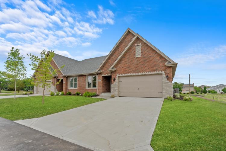 8803 Willow Lane Model Property Photo