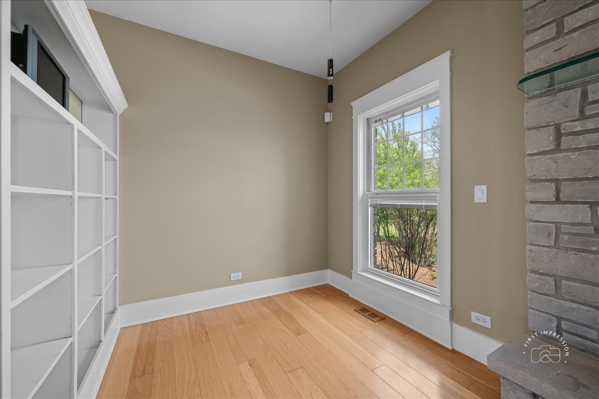 45w540 Middleton Road Property Photo 12