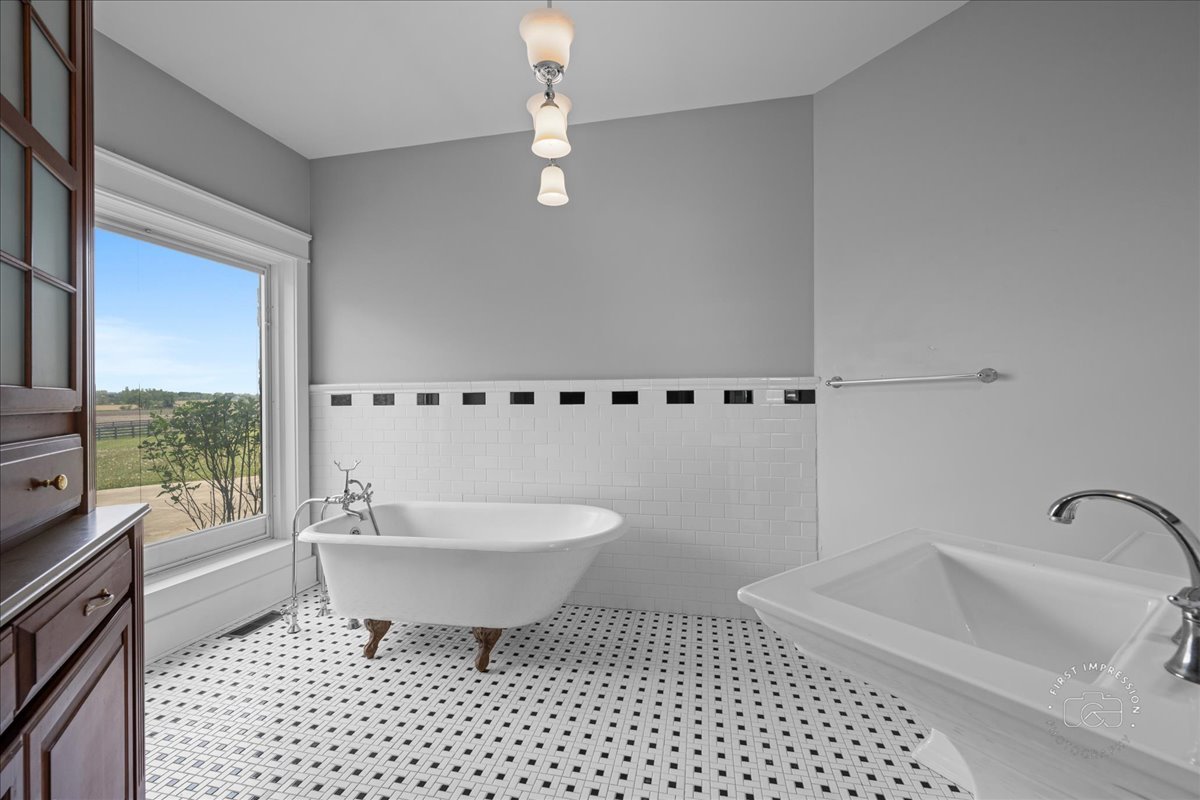 45w540 Middleton Road Property Photo 27
