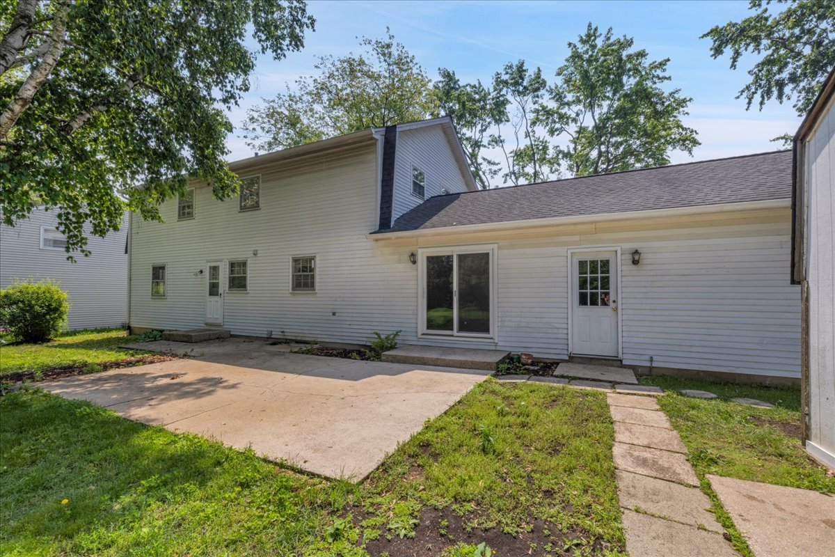 26w266 Tomahawk Drive Property Photo 47