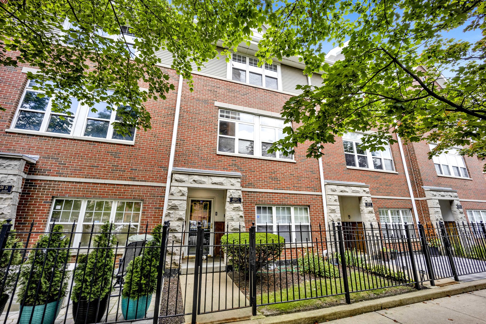 4926 S Cornell Avenue C Property Photo 1