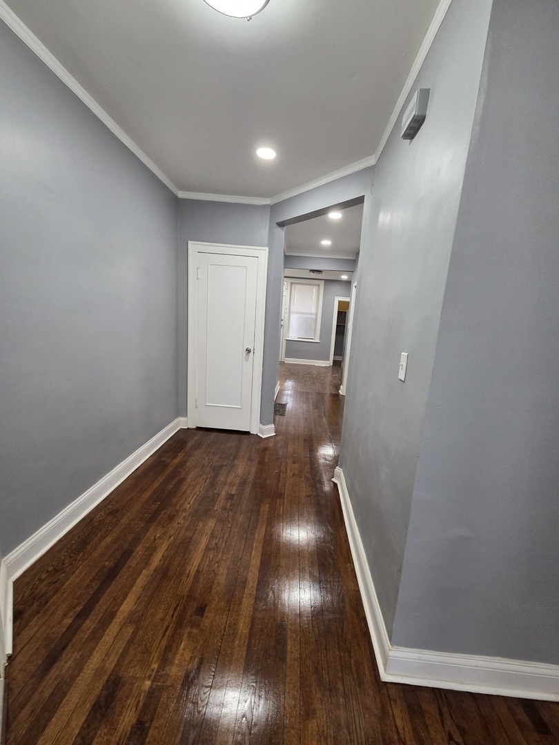 7332 S May Street 1n Property Photo 5