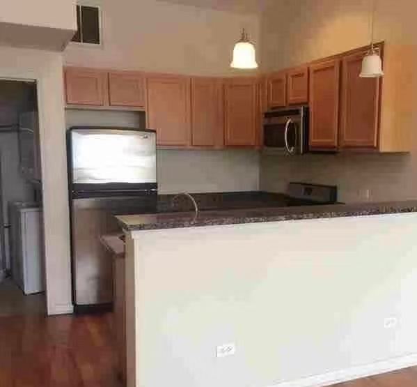 3635 S Halsted Street Property Photo 7