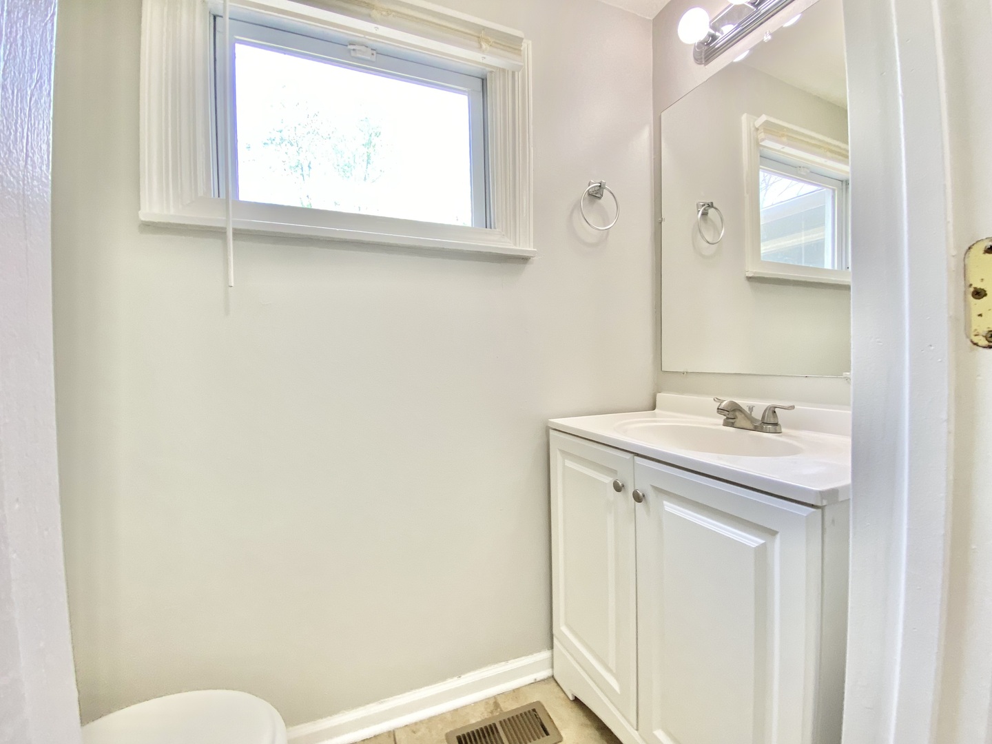 903 Blackhawk Drive Property Photo 12