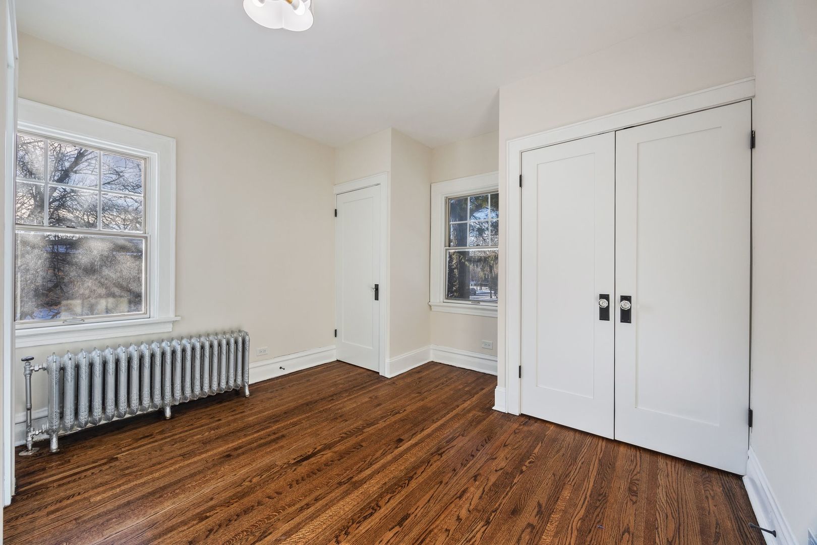 527 Warwick Road Property Photo 39