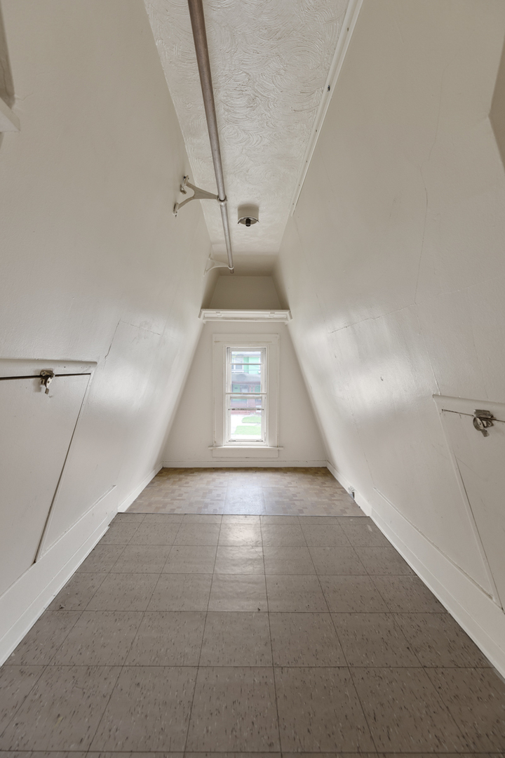 14955 Riverside Drive Property Photo 19