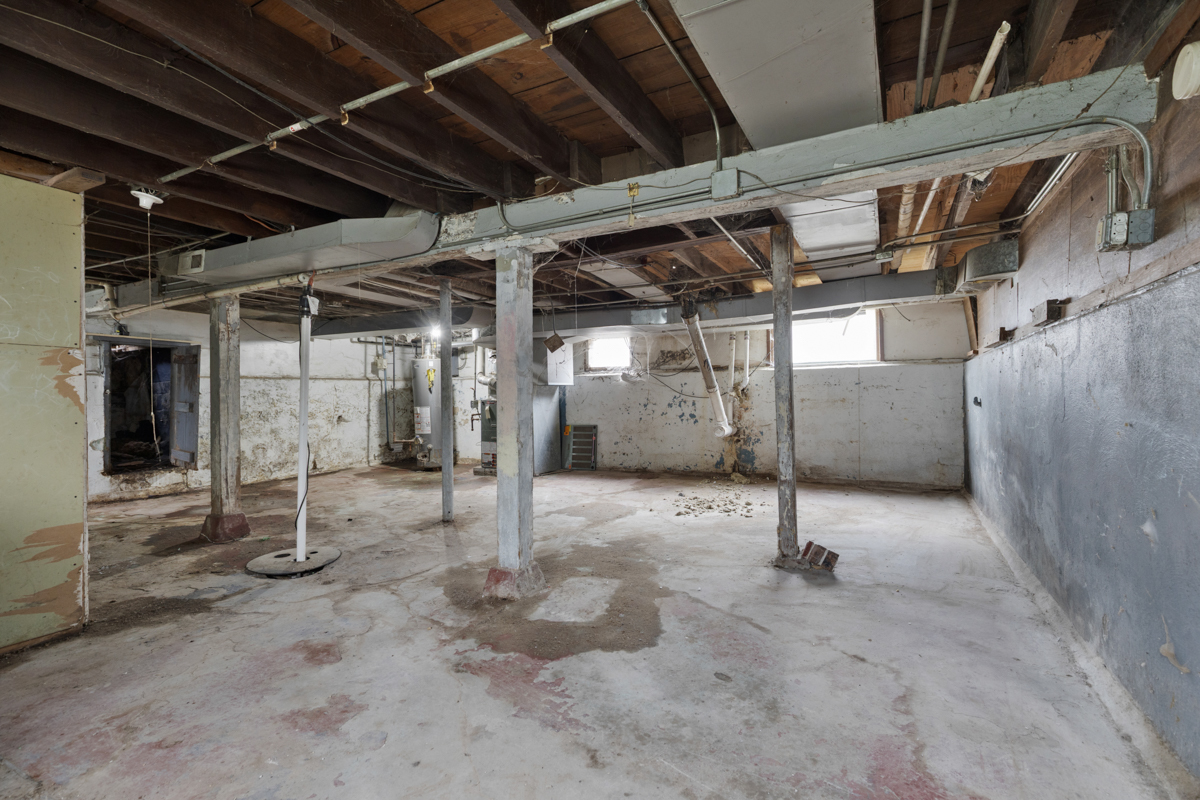 14955 Riverside Drive Property Photo 20