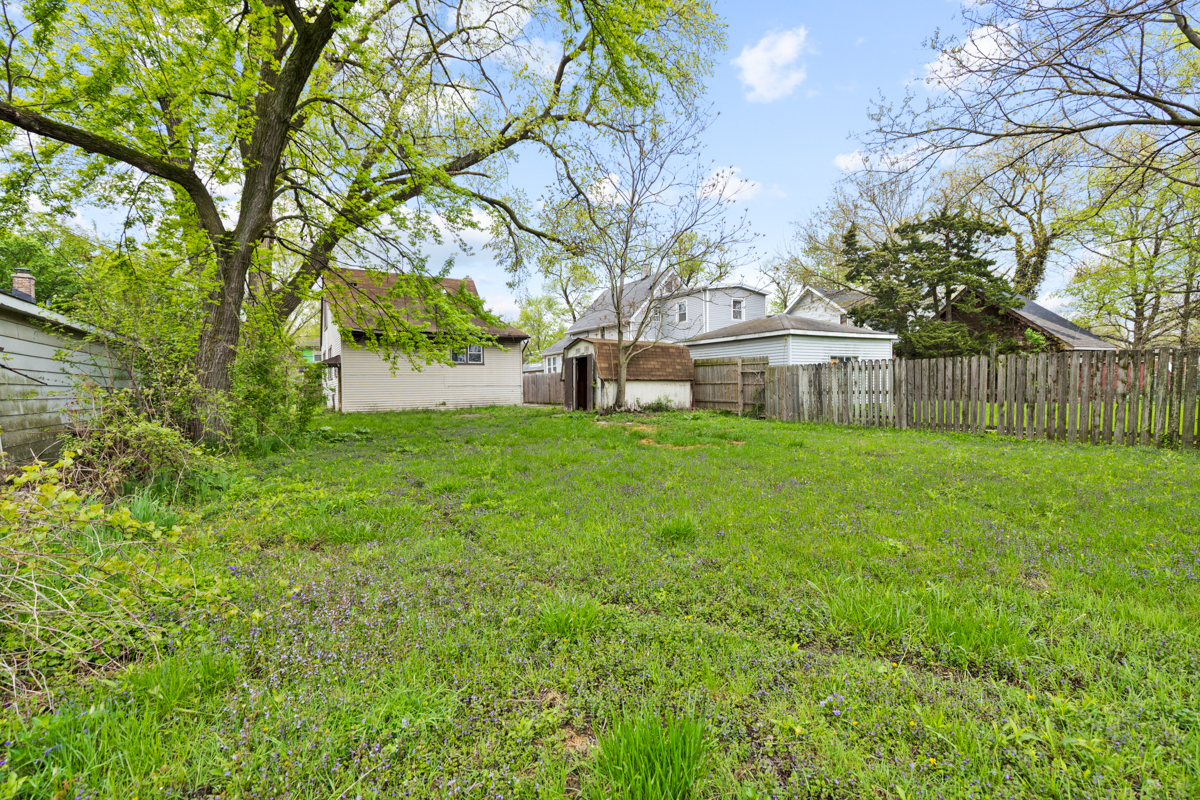 14955 Riverside Drive Property Photo 26