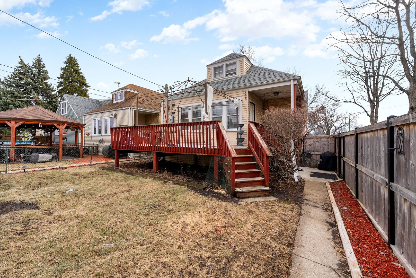 5758 W Roscoe Street Property Photo 27
