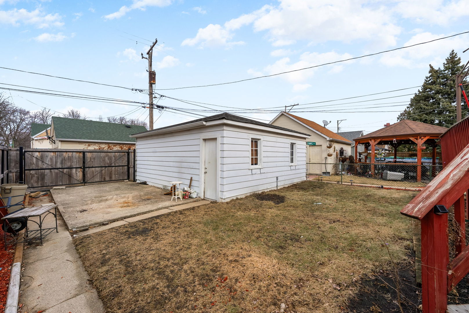 5758 W Roscoe Street Property Photo 28