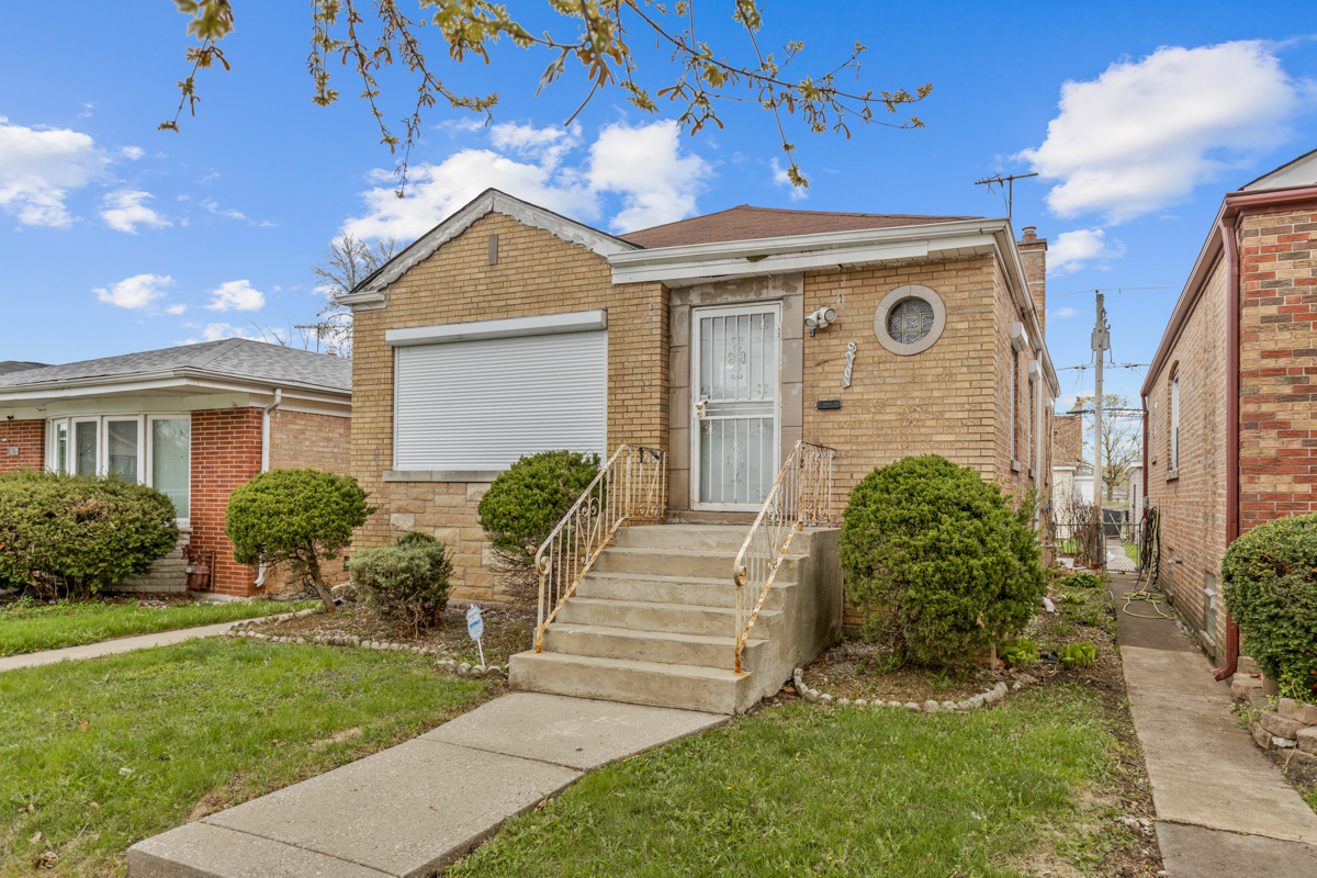 10129 S Indiana Avenue Property Photo 1