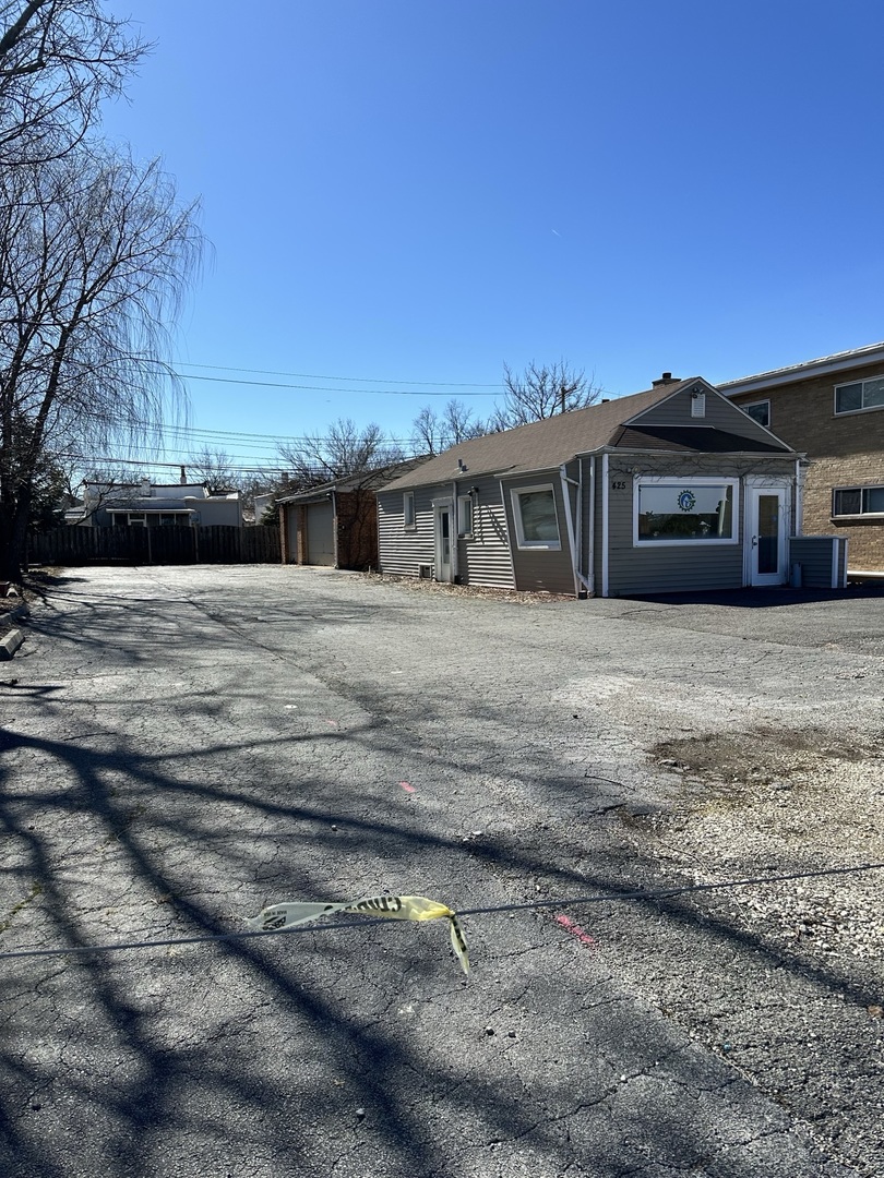425 Talcott Road Property Photo