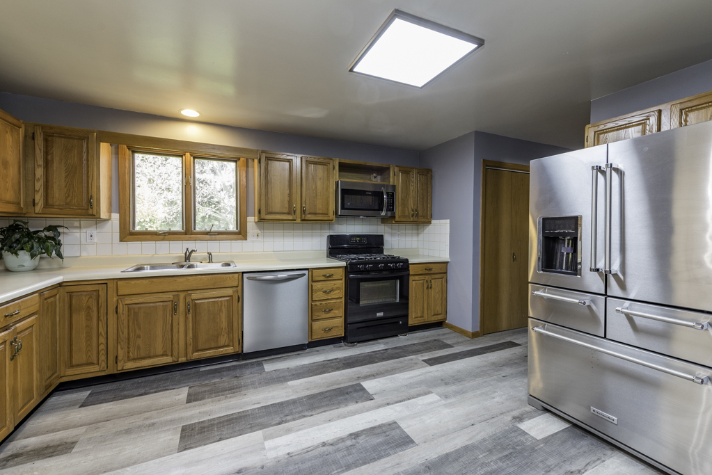 3128 Frans Court Property Photo 16