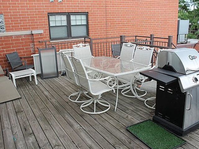 1623 N Halsted Street Property Photo 6