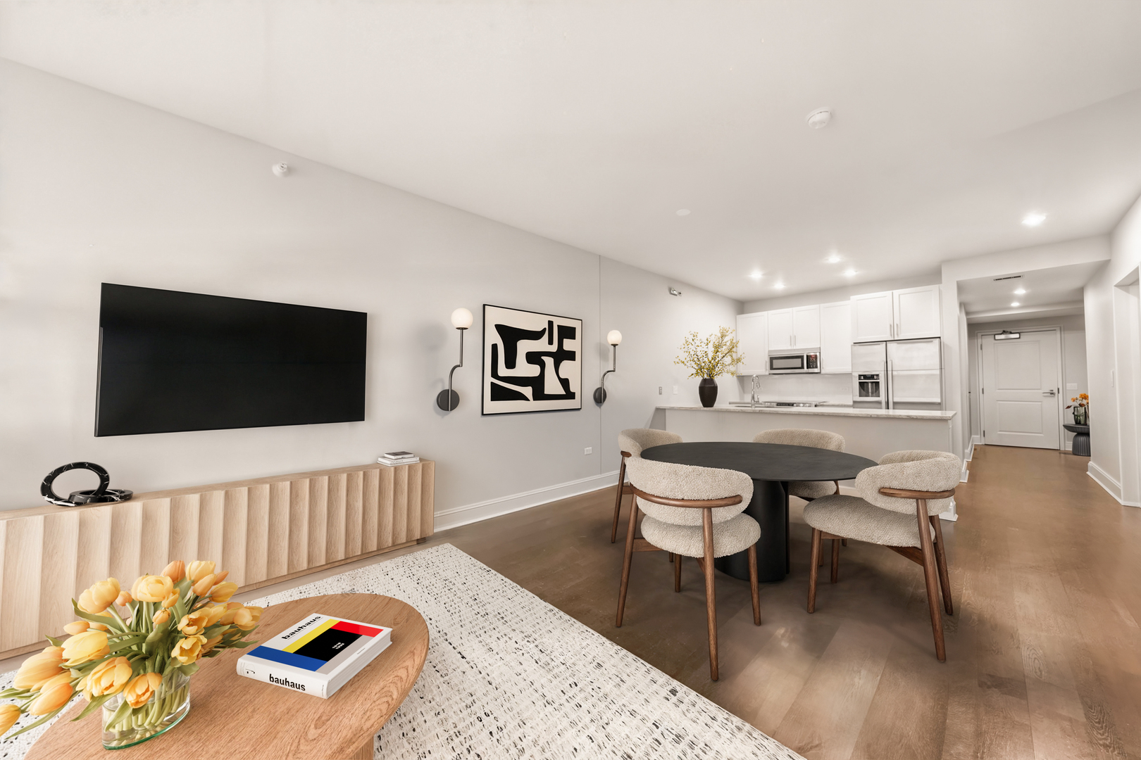 850 N Lake Shore Drive 1409 Property Photo 5
