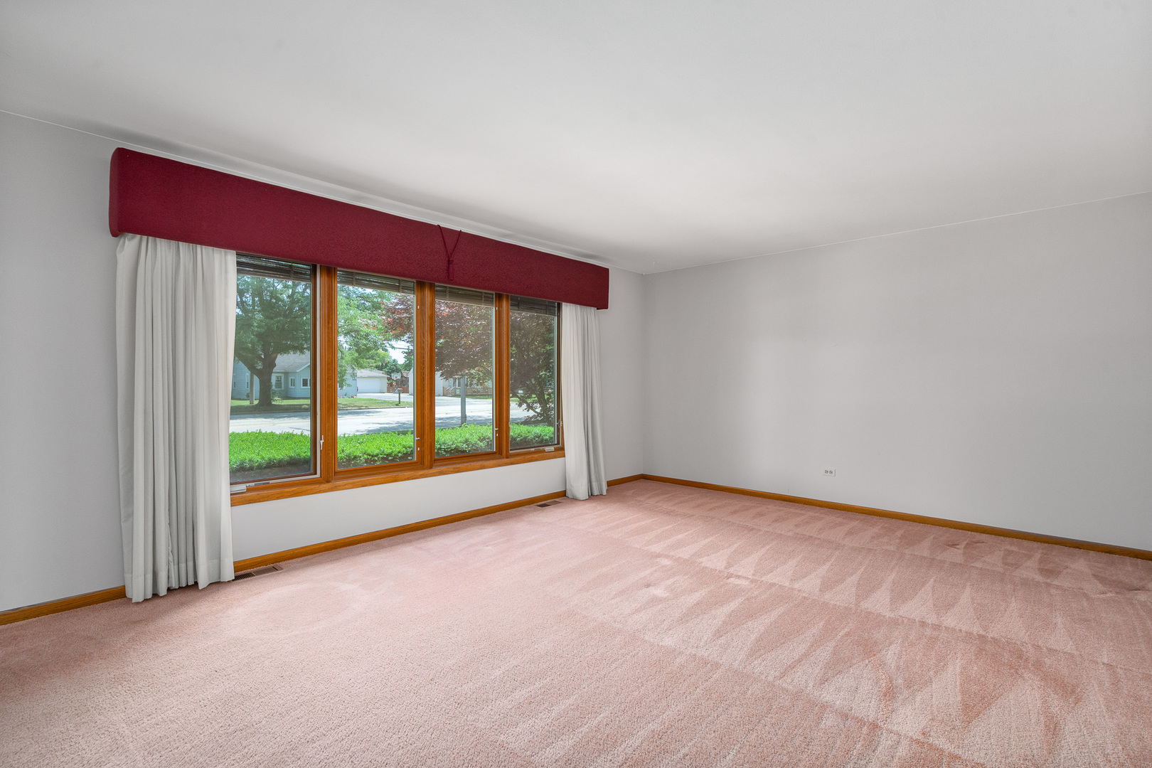 9228 Ridgeland Avenue Property Photo 18