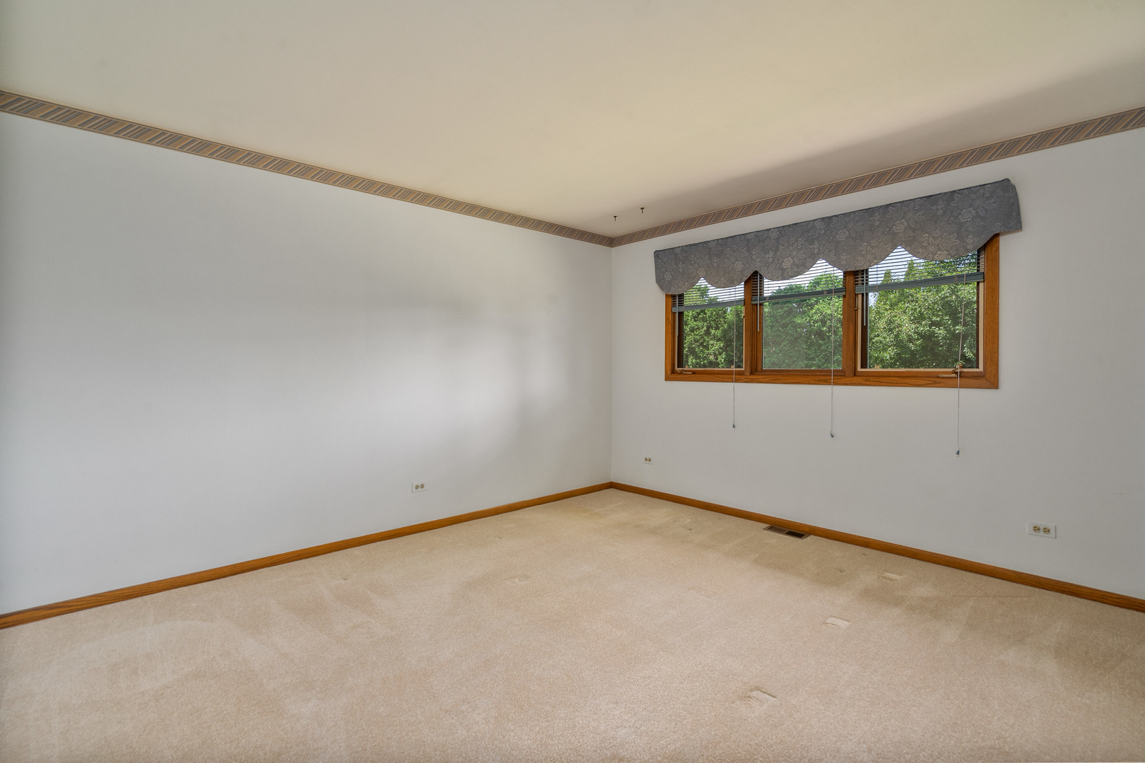9228 Ridgeland Avenue Property Photo 23