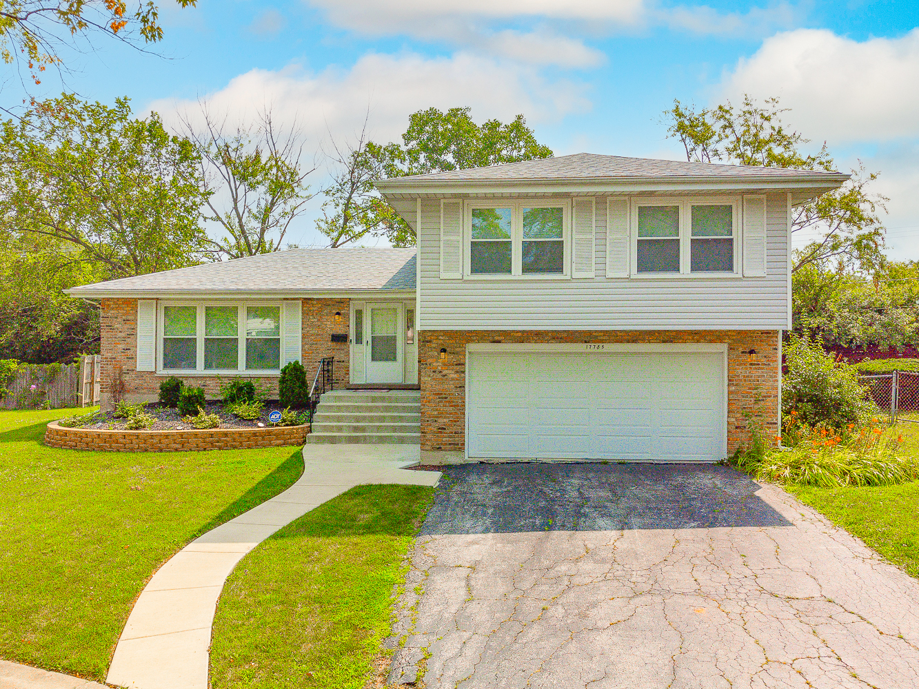 17755 Turtlecreek Drive Property Photo