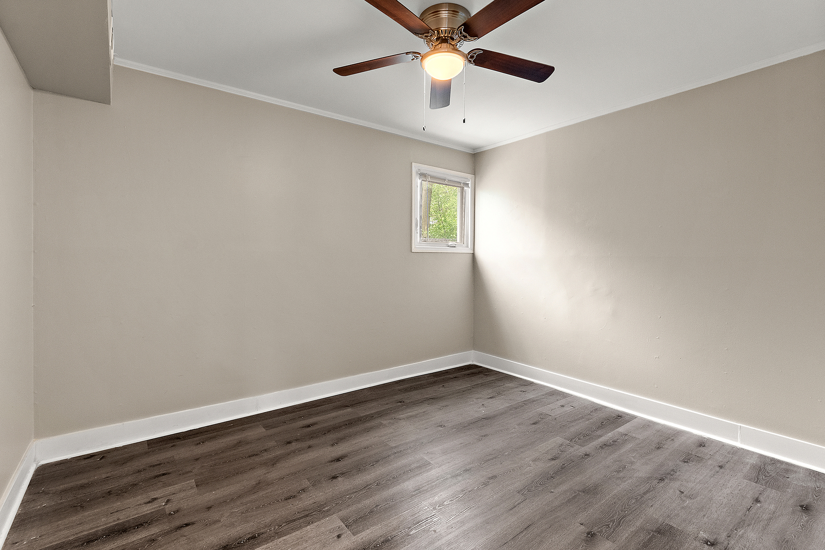 320 Oakwood Street Property Photo 13