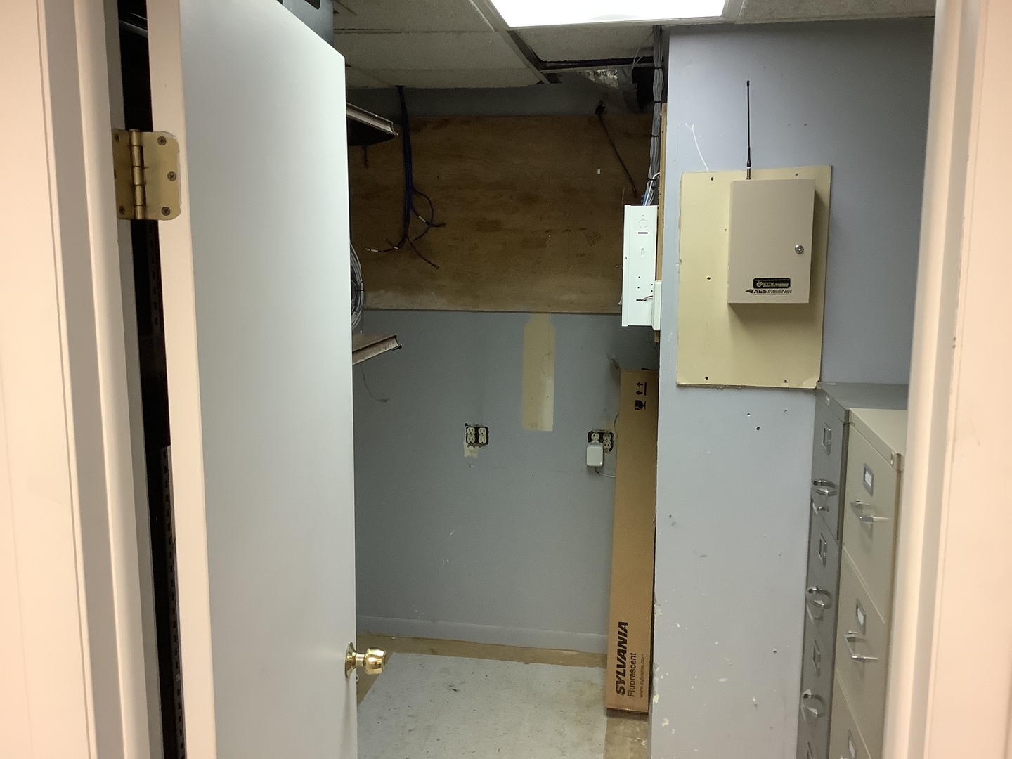 809 Ridge Road Garage-office Property Photo 24