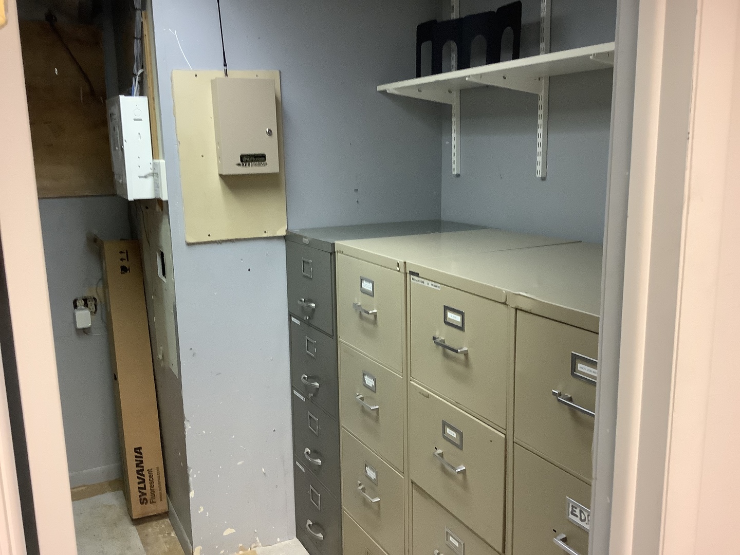 809 Ridge Road Garage-office Property Photo 25