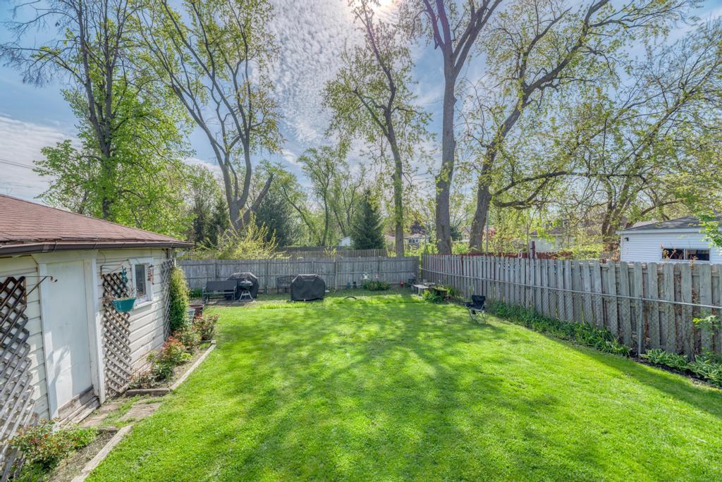 1431 N Hillside Ave Property Photo 28