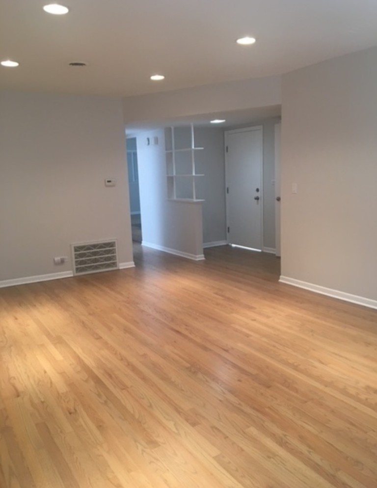 2919 W Irving Park Road Property Photo 11