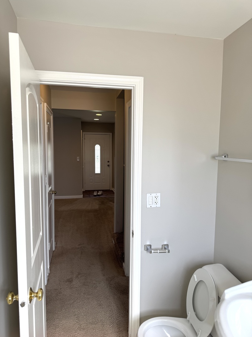 2432 S 13th Avenue Property Photo 8